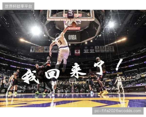 面对强敌，佩特科维奇或变阵三中卫体系，以增强防线厚度并释放边翼卫的助攻能力。